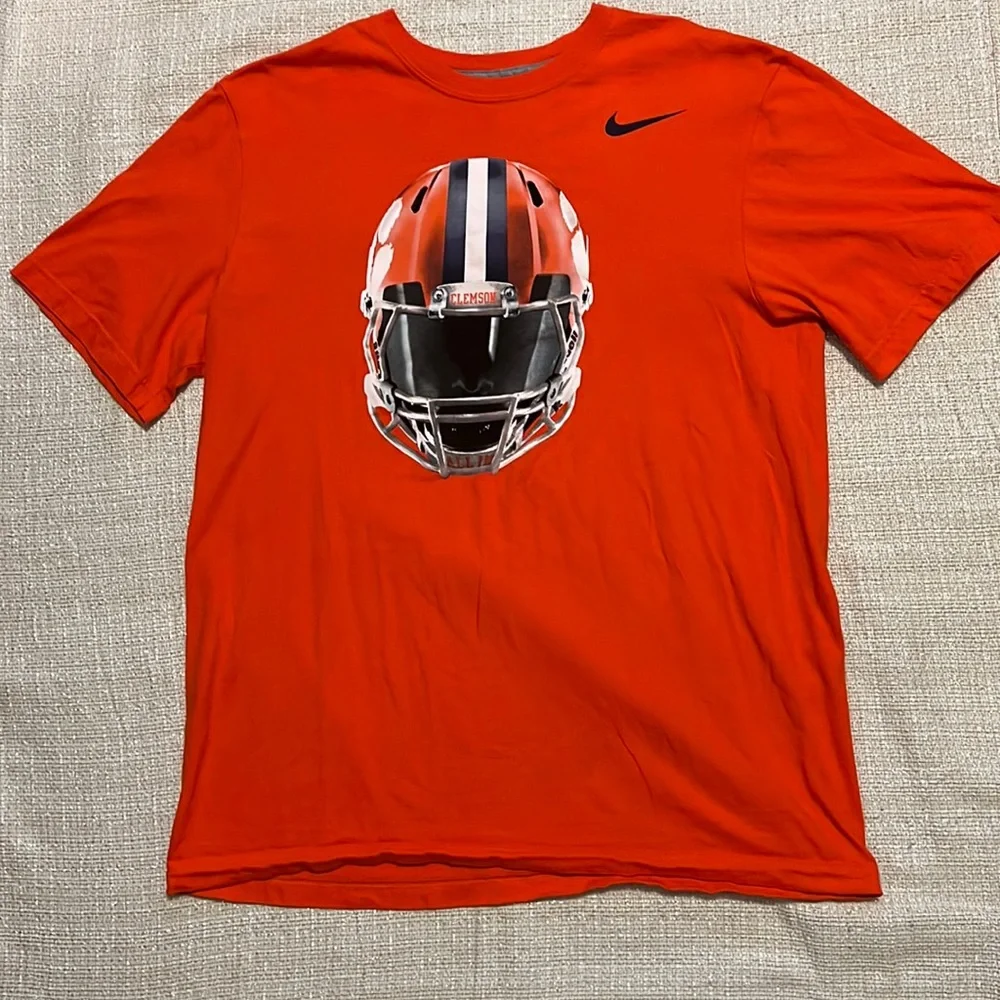 Clemson Football Nike T-Shirt - Picture 2 of 4